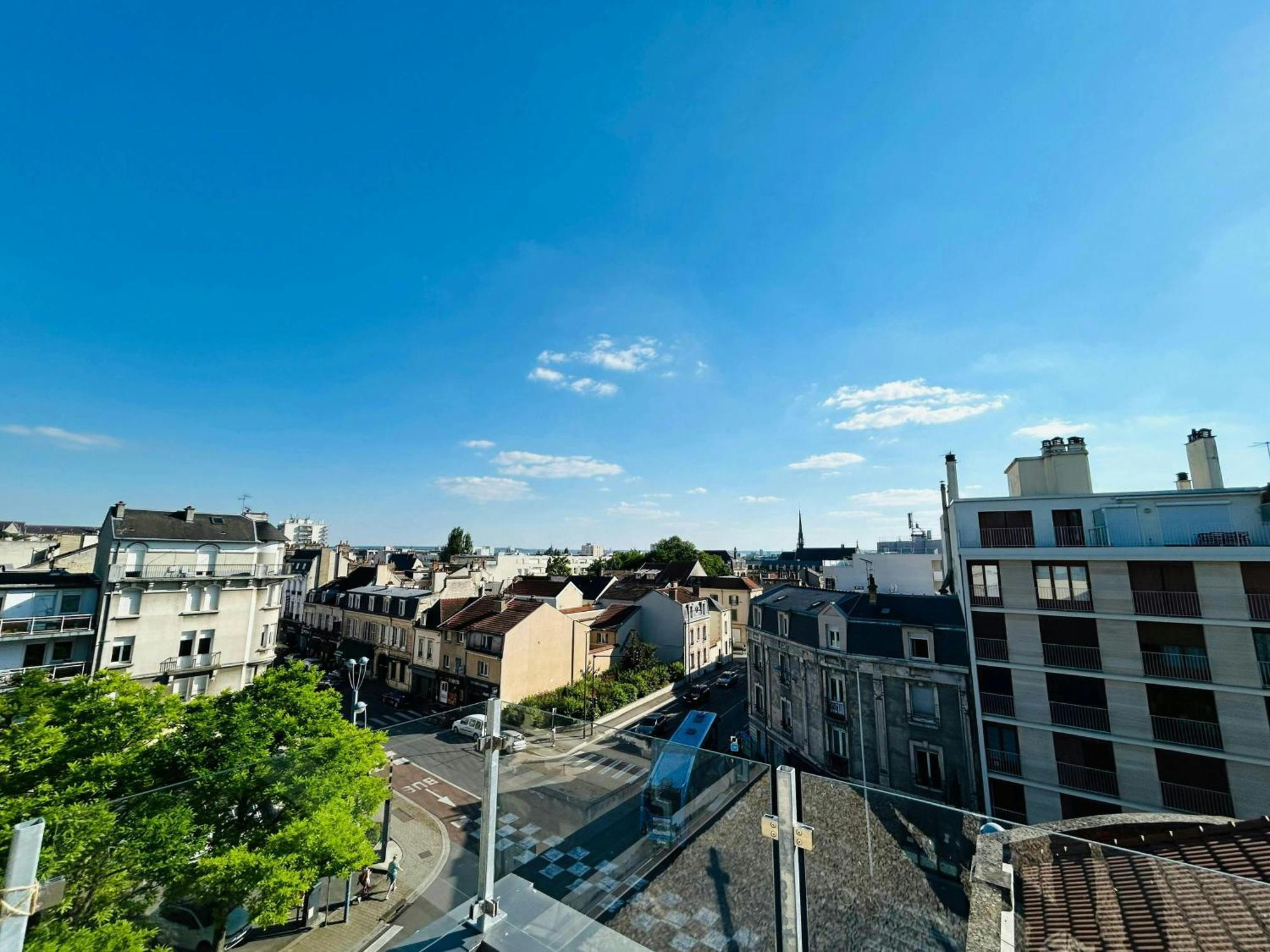 Ferienwohnung We Live In R - Duplex 504 Reims Exterior foto